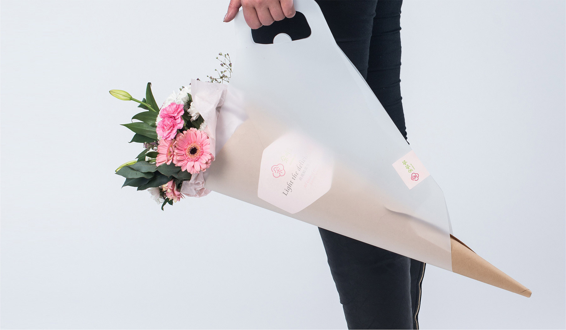 鲜花品牌创意塑料袋包装设计